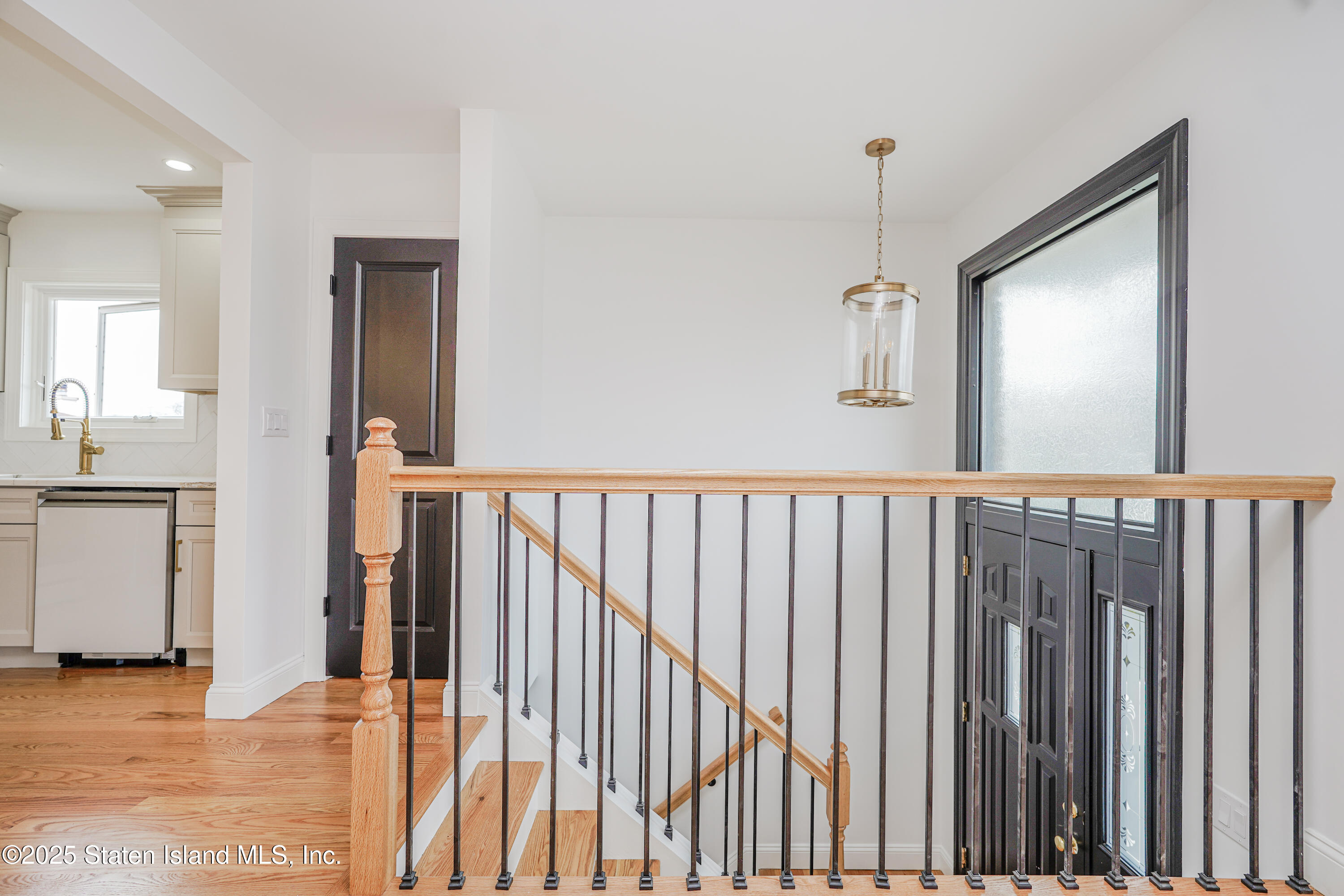 162 Sand Lane, Staten Island, New York image 6
