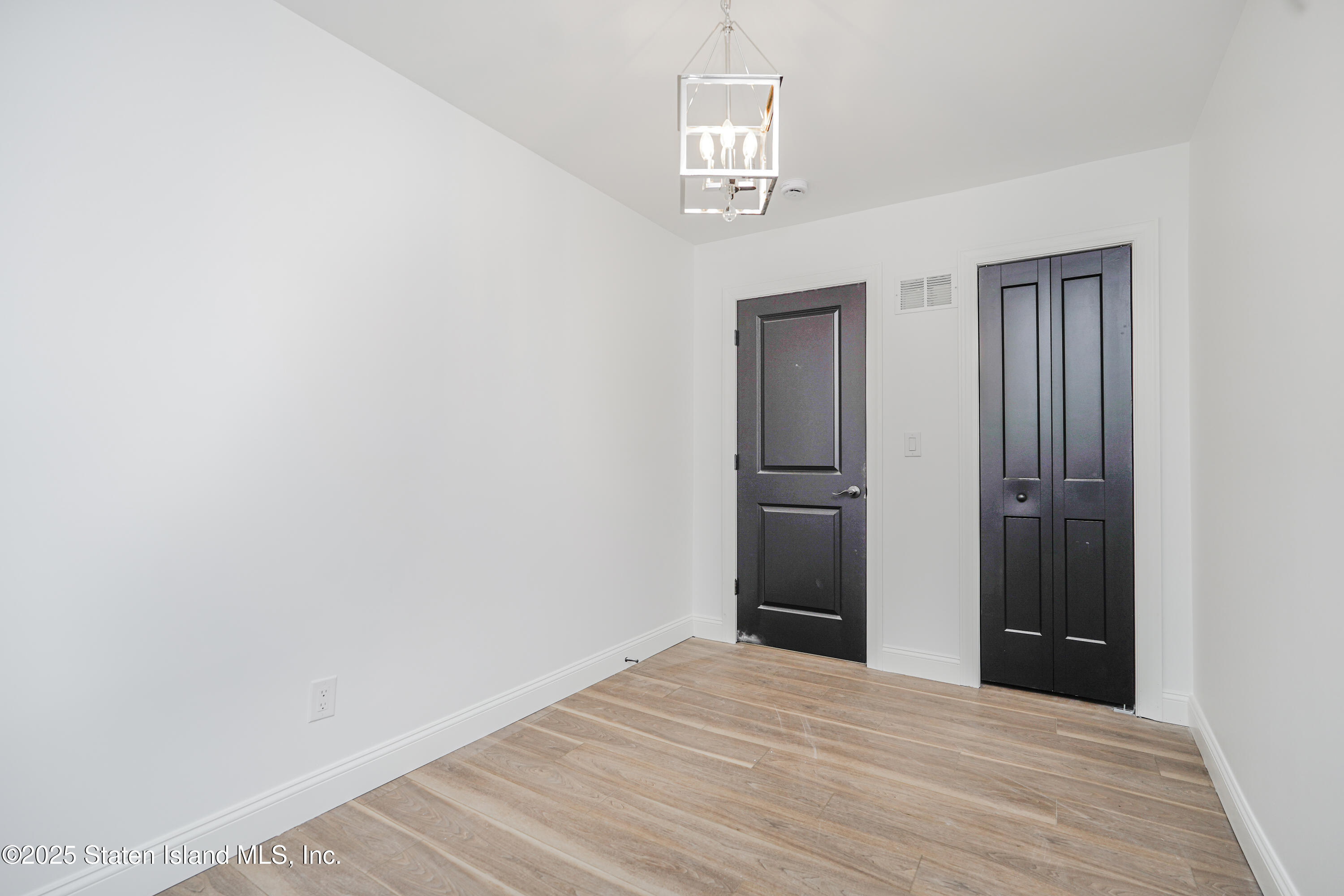 162 Sand Lane, Staten Island, New York image 42