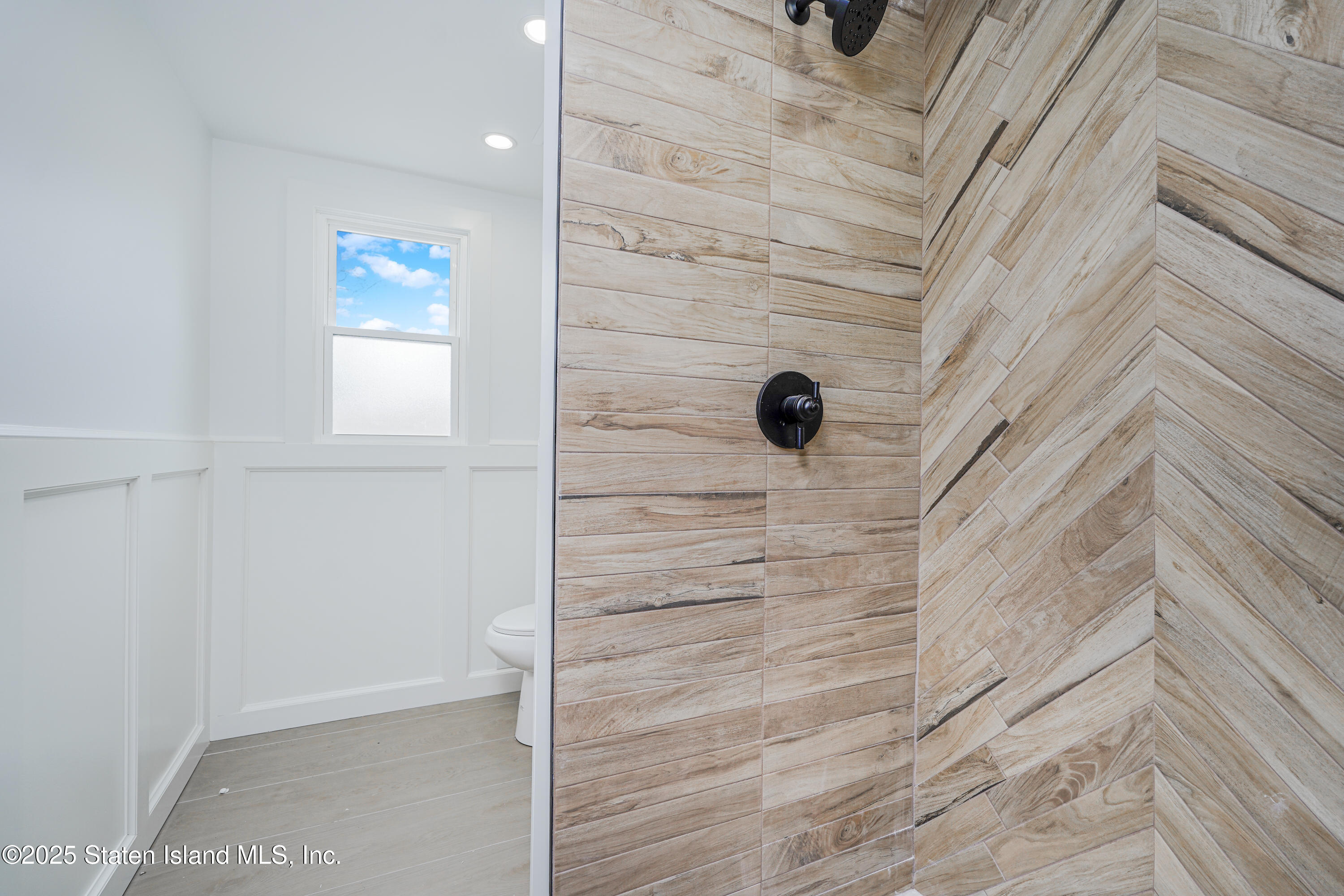 162 Sand Lane, Staten Island, New York image 45