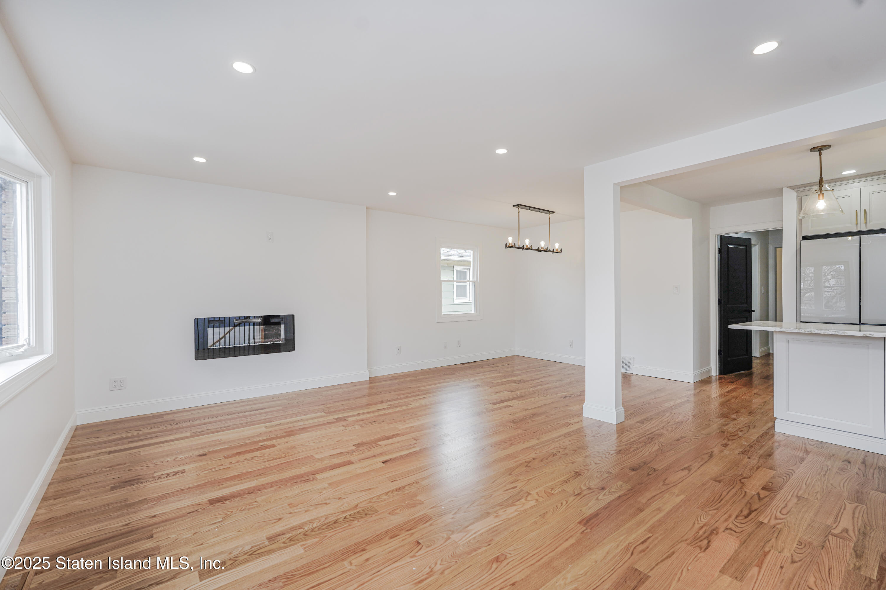 162 Sand Lane, Staten Island, New York image 8