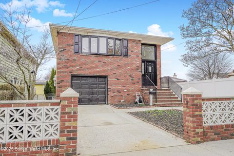 Photo of 162 Sand Lane, Staten Island, NY 10305 (MLS # 2501862)