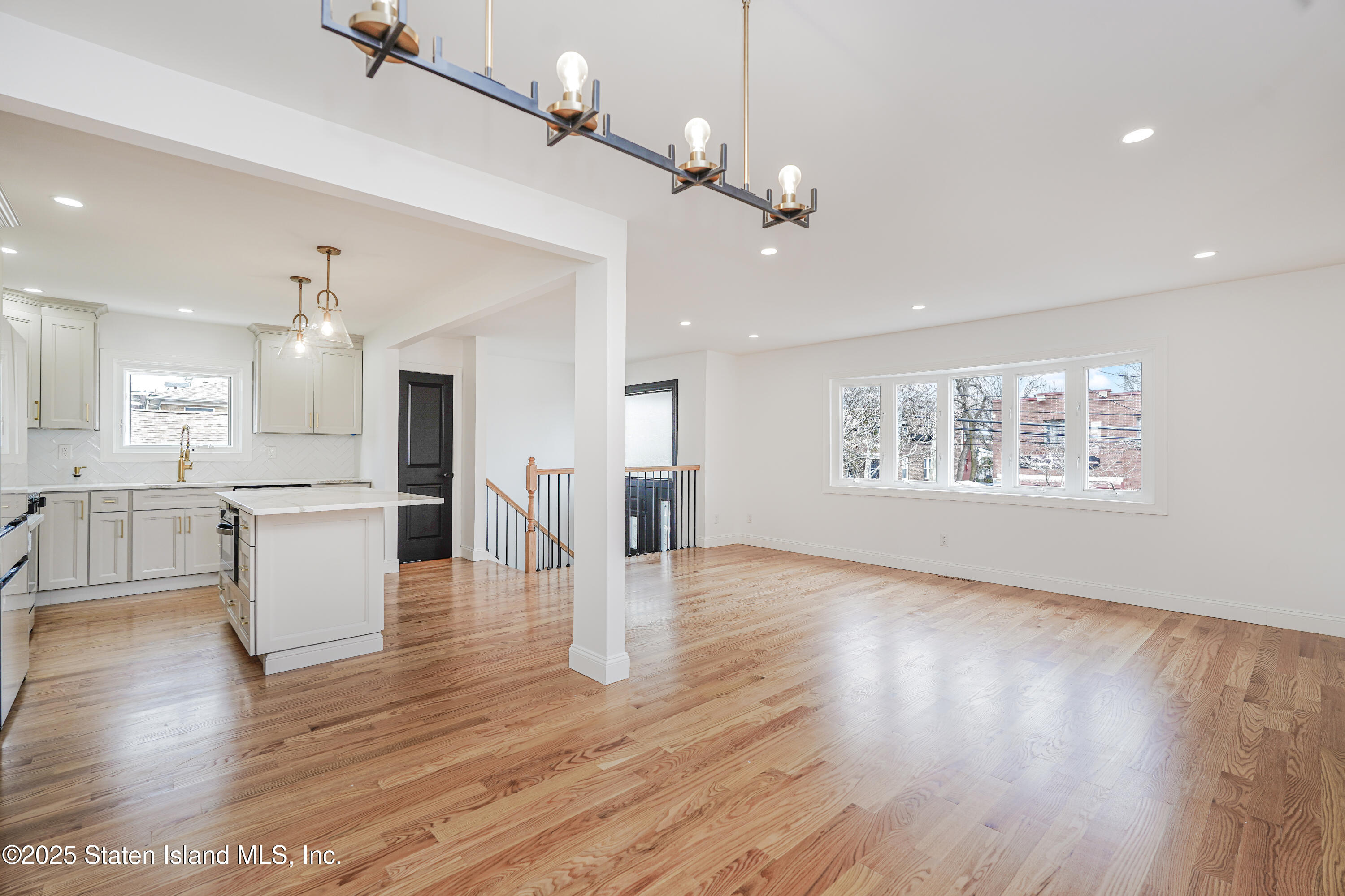 162 Sand Lane, Staten Island, New York image 12