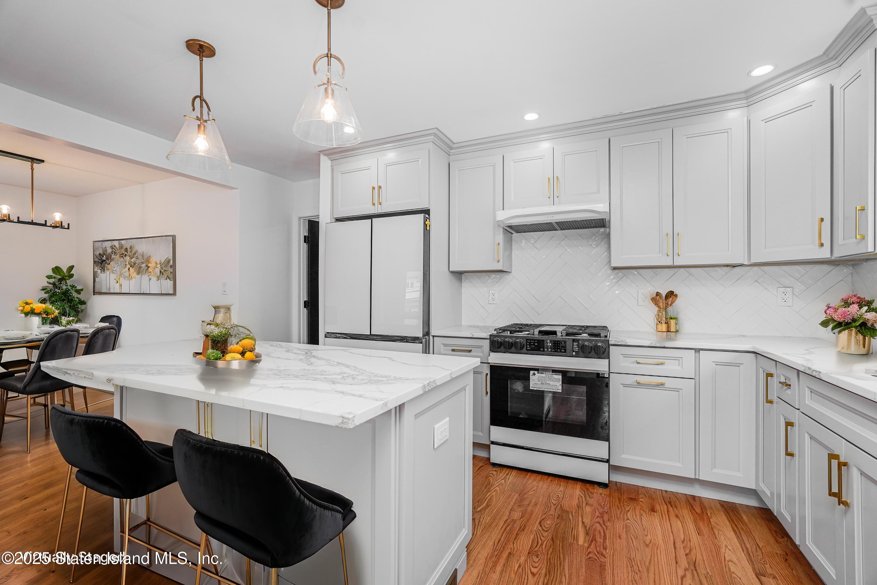 162 Sand Lane, Staten Island, New York image 17