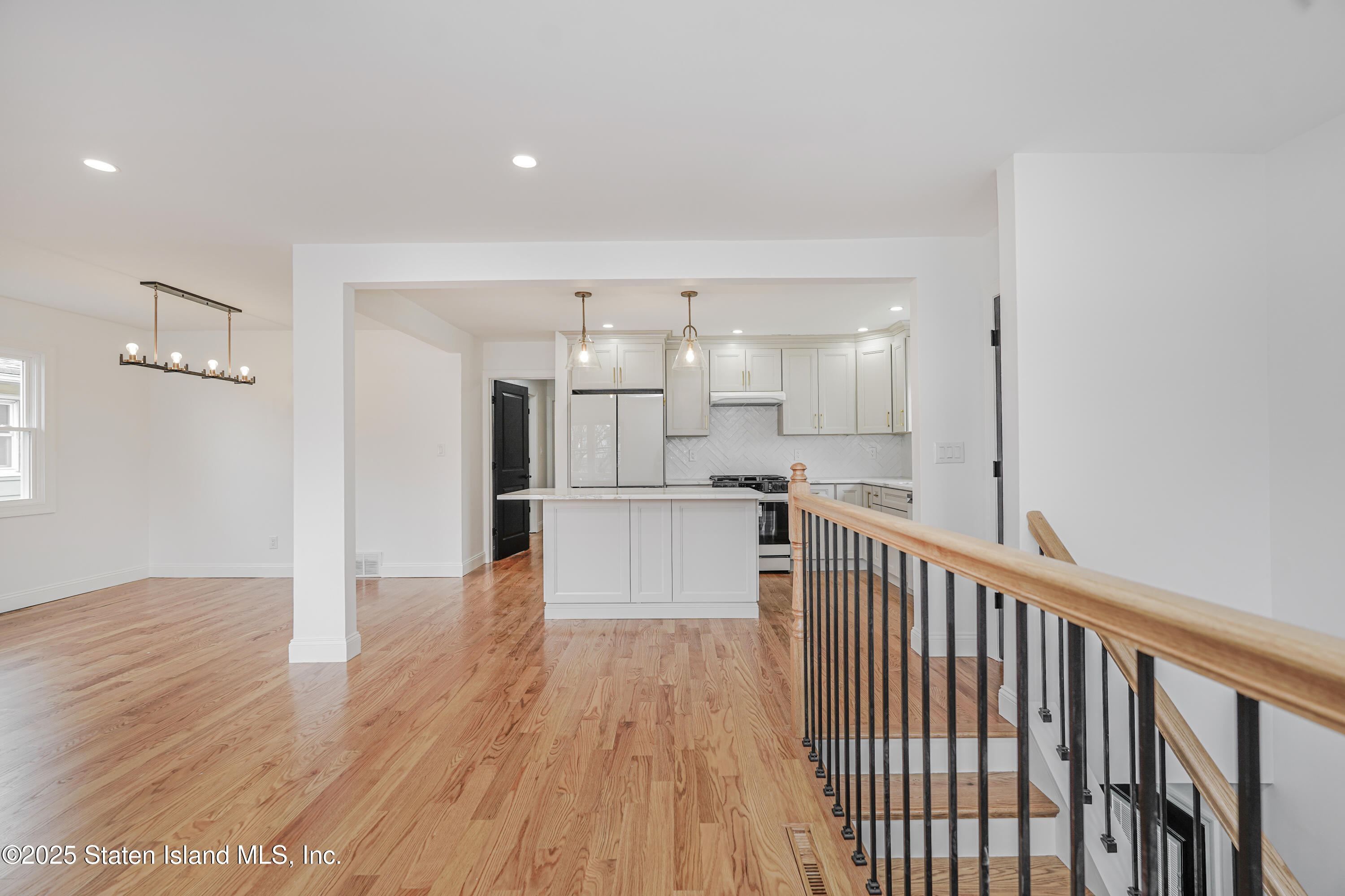 162 Sand Lane, Staten Island, New York image 7