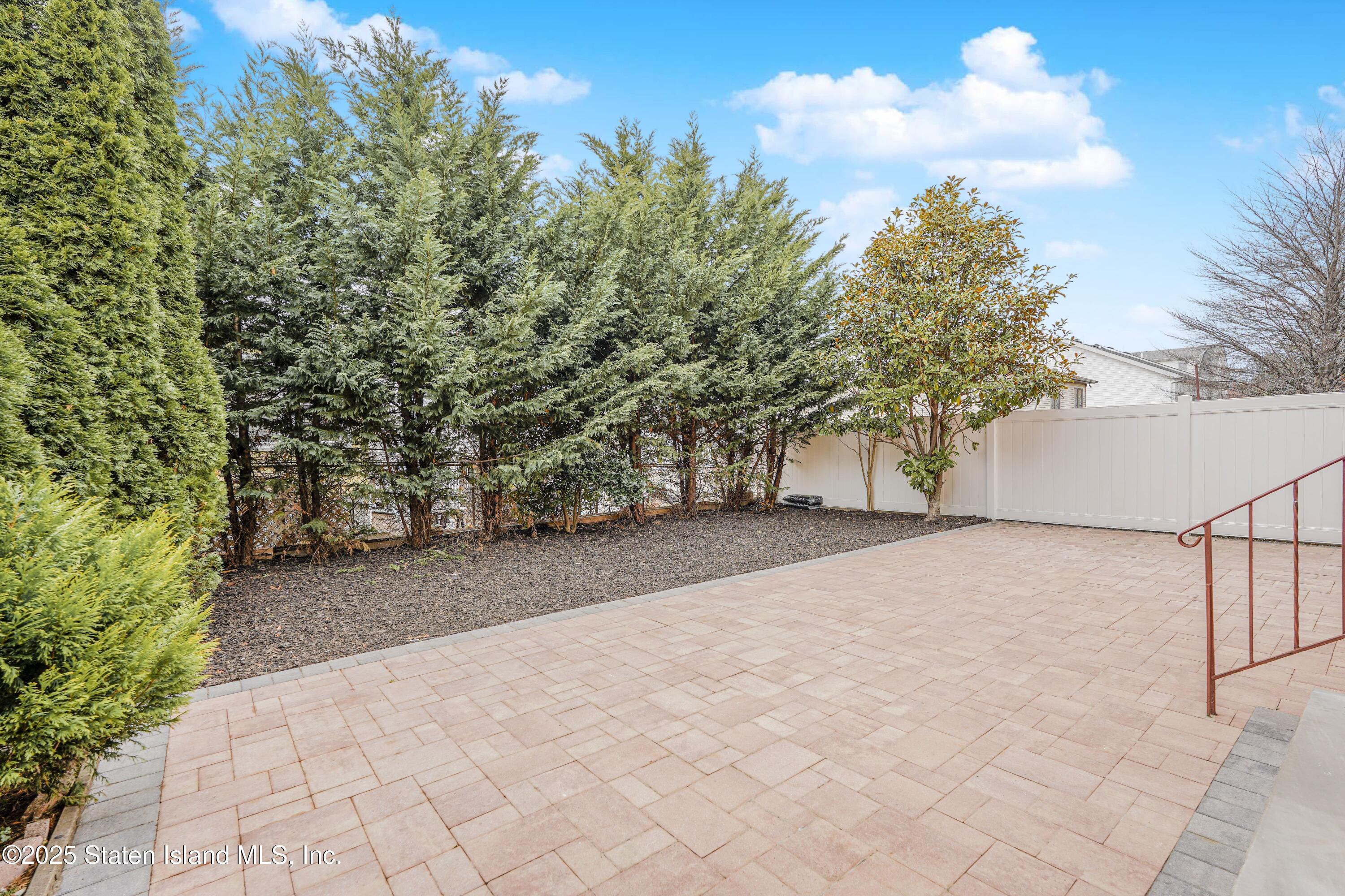 162 Sand Lane, Staten Island, New York image 47