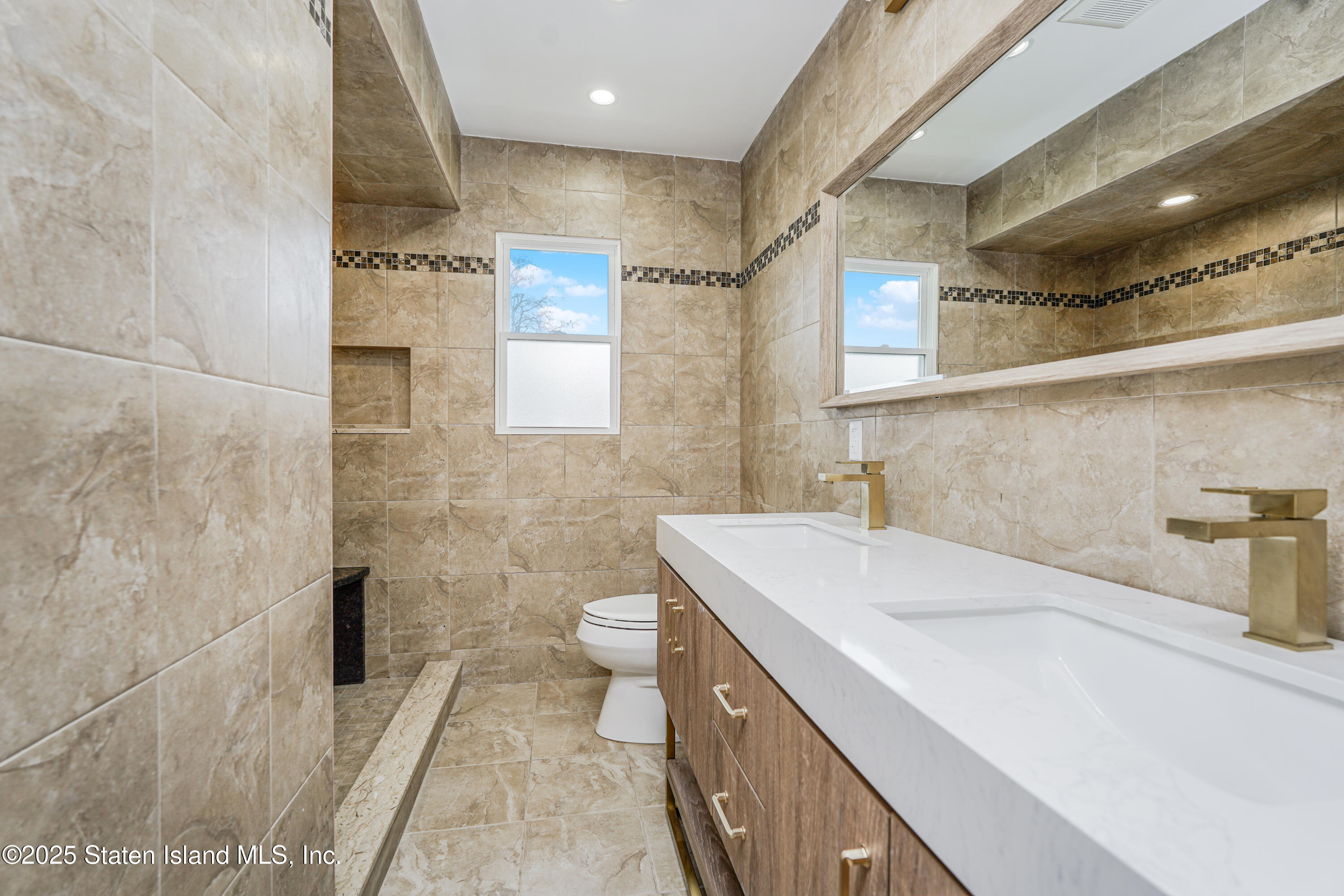 162 Sand Lane, Staten Island, New York image 28