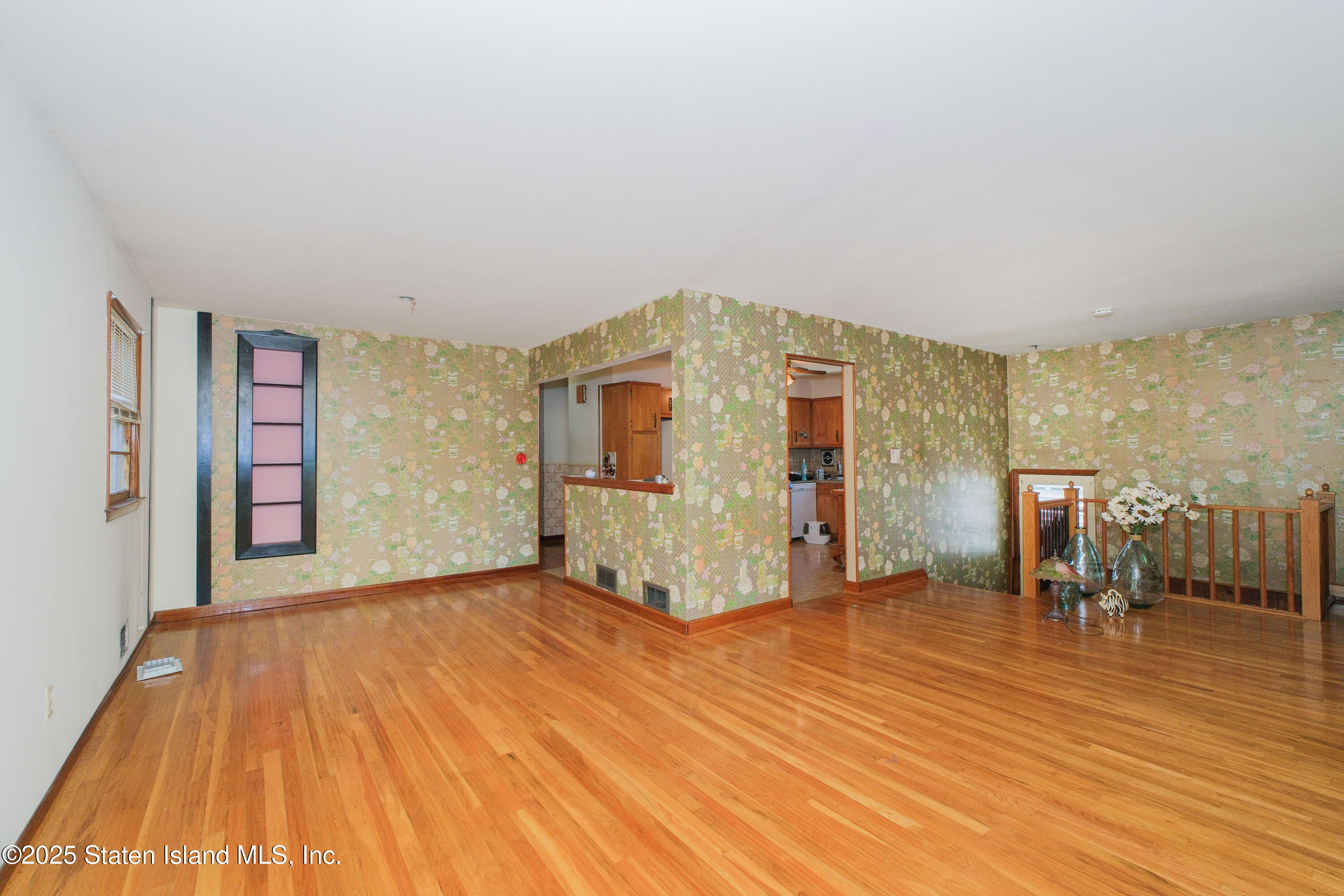 254 Ridgewood Avenue, Staten Island, New York image 6