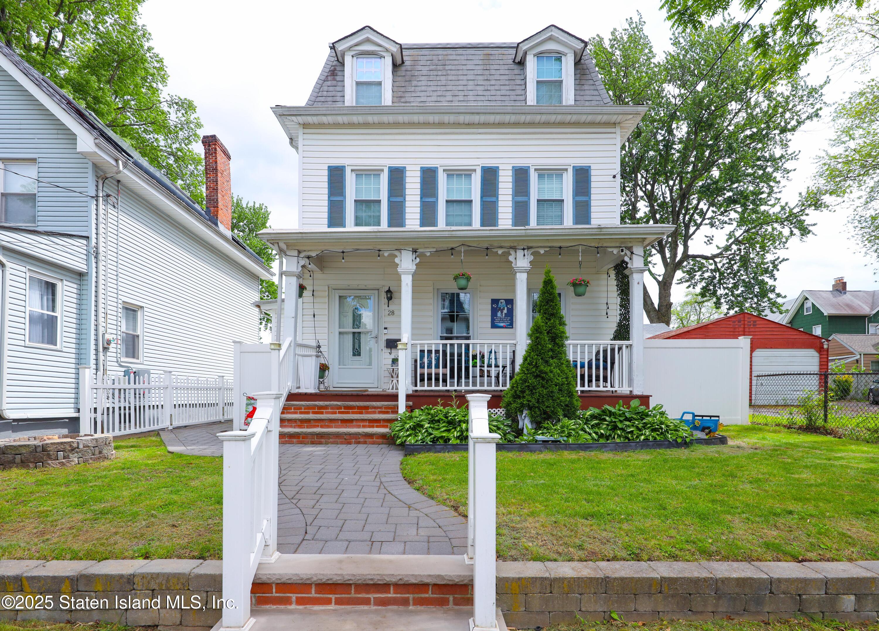 28 Trinity Place, Staten Island, New York image 1