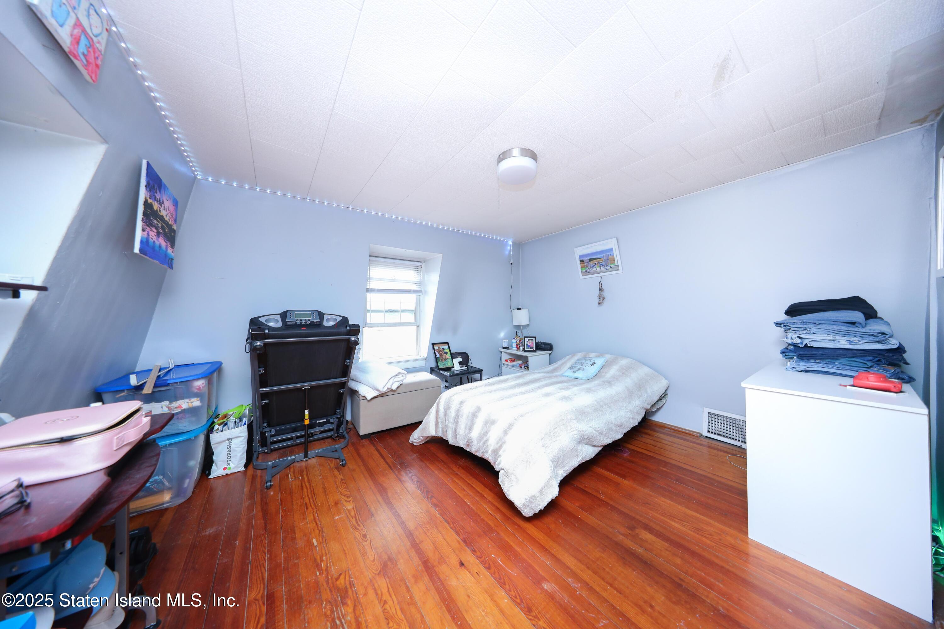 28 Trinity Place, Staten Island, New York image 11