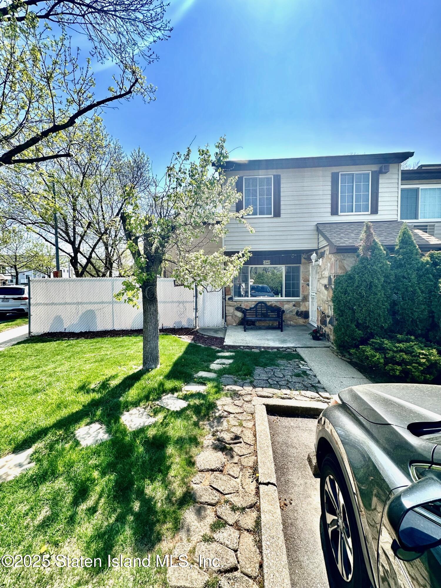 240 Corona Avenue, Staten Island, New York image 1