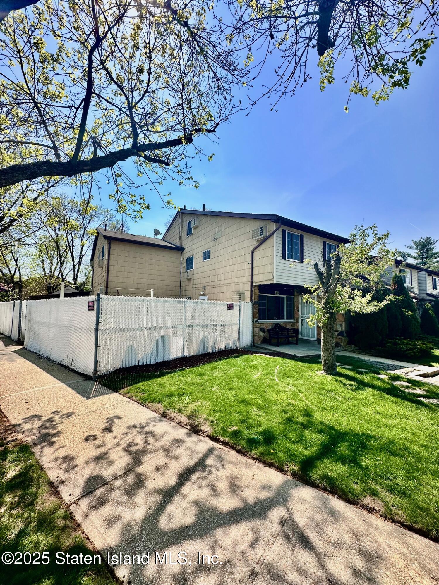 240 Corona Avenue, Staten Island, New York image 3