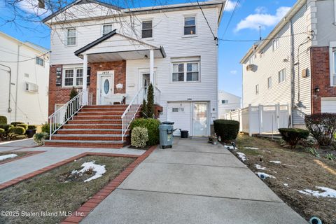 Photo of 1456 E 70 Street, Brooklyn, NY 11234 (MLS # 2500630)