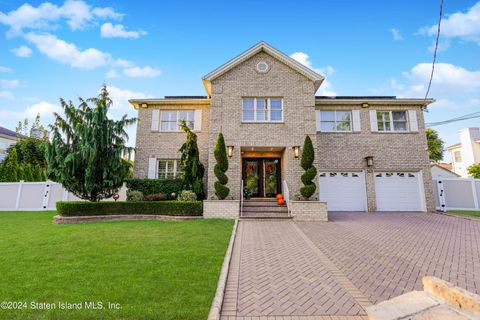 Photo of 363 Billiou Street, Staten Island, NY 10312 (MLS # 2405614)