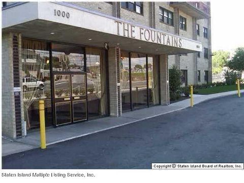 Photo of 1000 Clove Road #5-D, Staten Island, NY 10301 (MLS # 1160217)