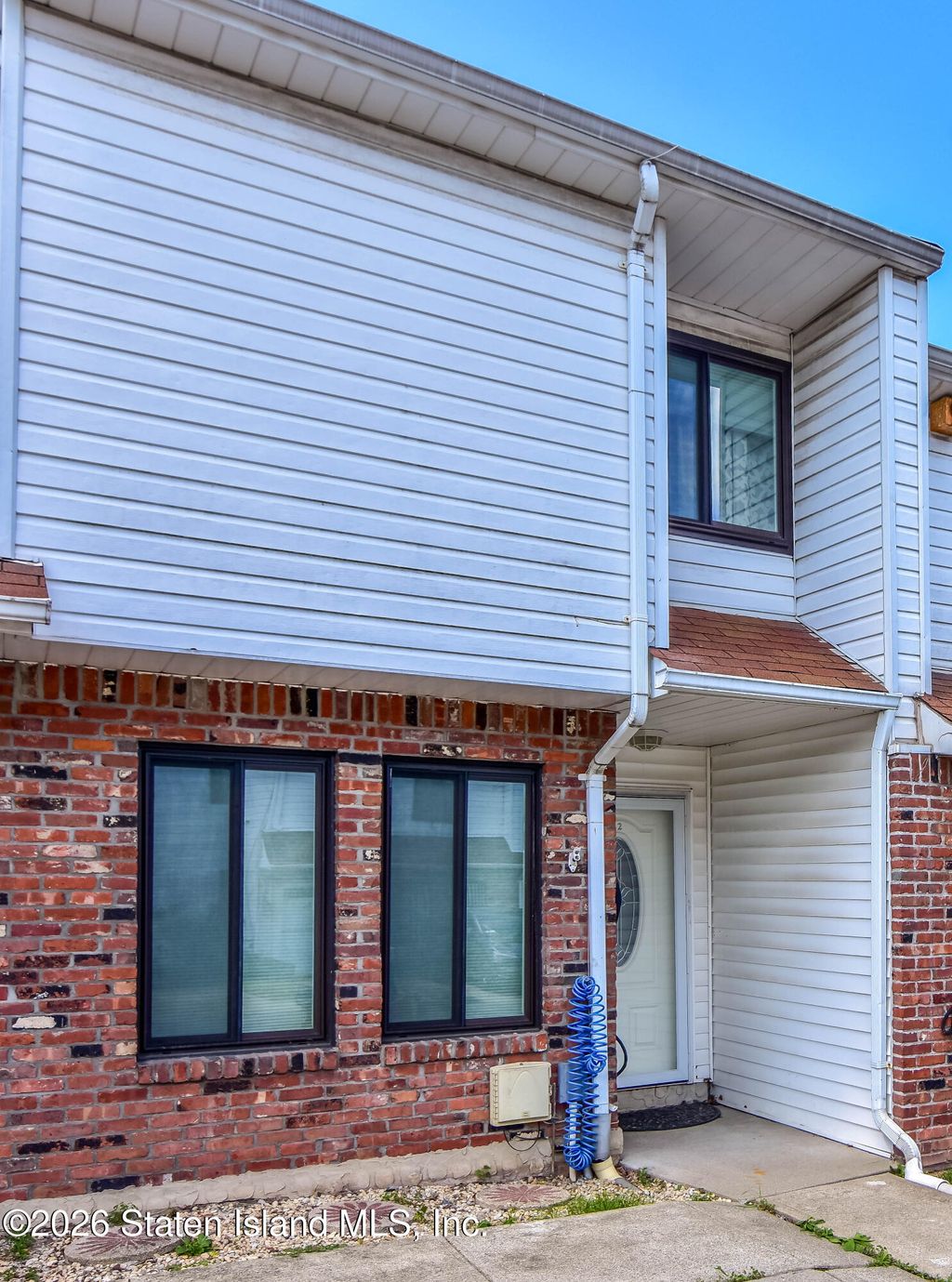 Photo of 12 Stratford Court, Staten Island, NY 10314 (MLS # 2603196)