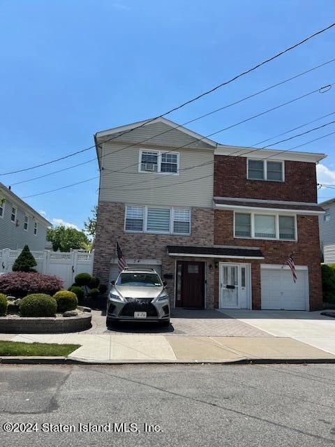 Photo of 34 East Broadway, Staten Island, NY 10306 (MLS # 2404105)