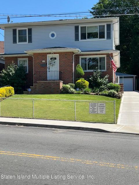 Photo of 460 Castleton Avenue, Staten Island, NY 10301 (MLS # 1155299)