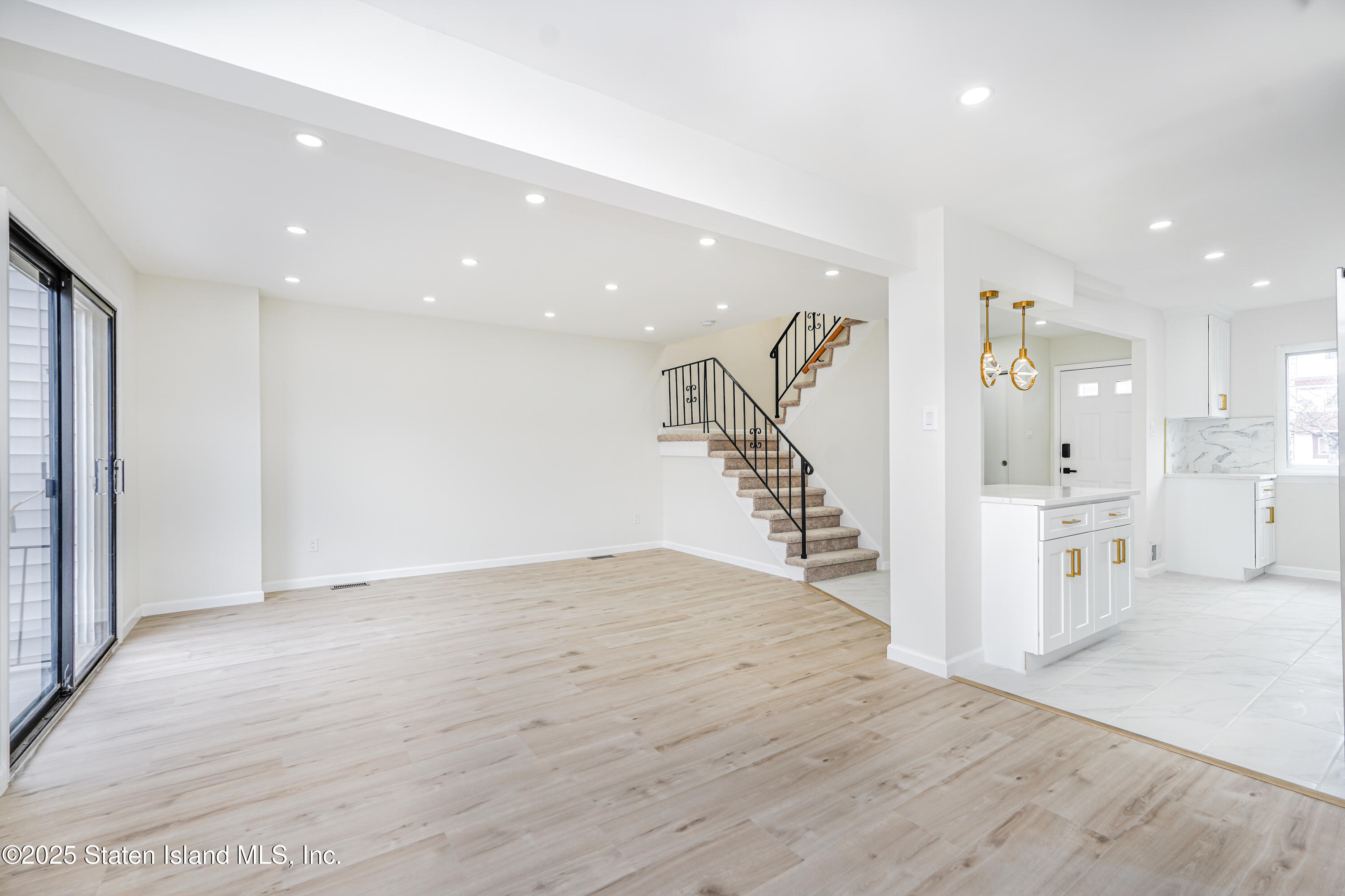 140 Ada Drive, Staten Island, New York image 17