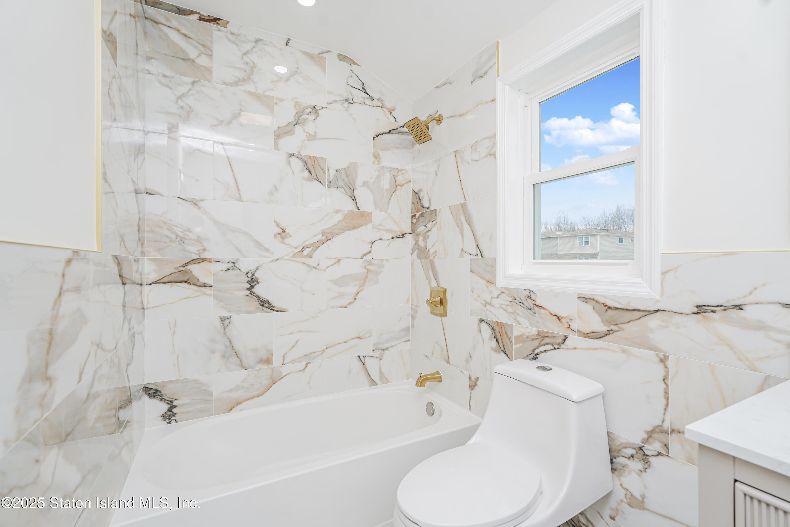 140 Ada Drive, Staten Island, New York image 28