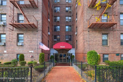 Condo For Sale - 9040 Fort Hamilton Parkway #6C<br/> Brooklyn, NY 11209