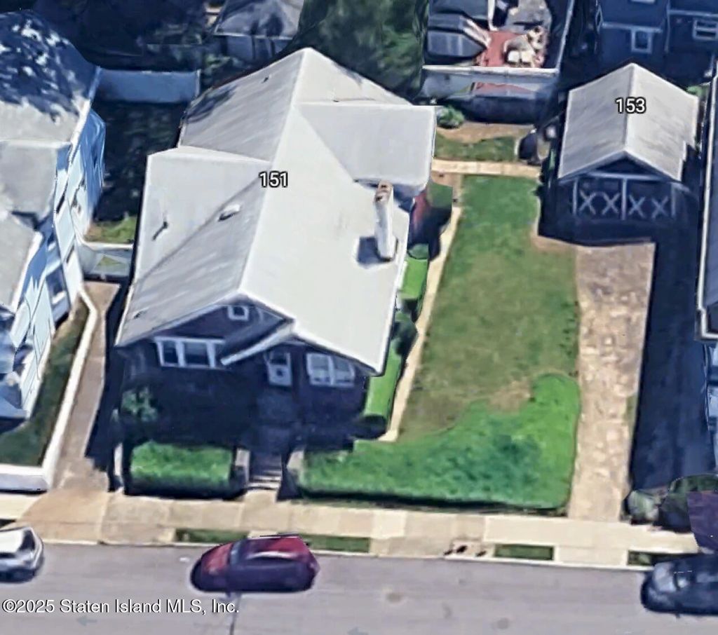 Photo of 153 Clinton B Fisk Avenue, Staten Island, NY 10314 (MLS # 2506424)