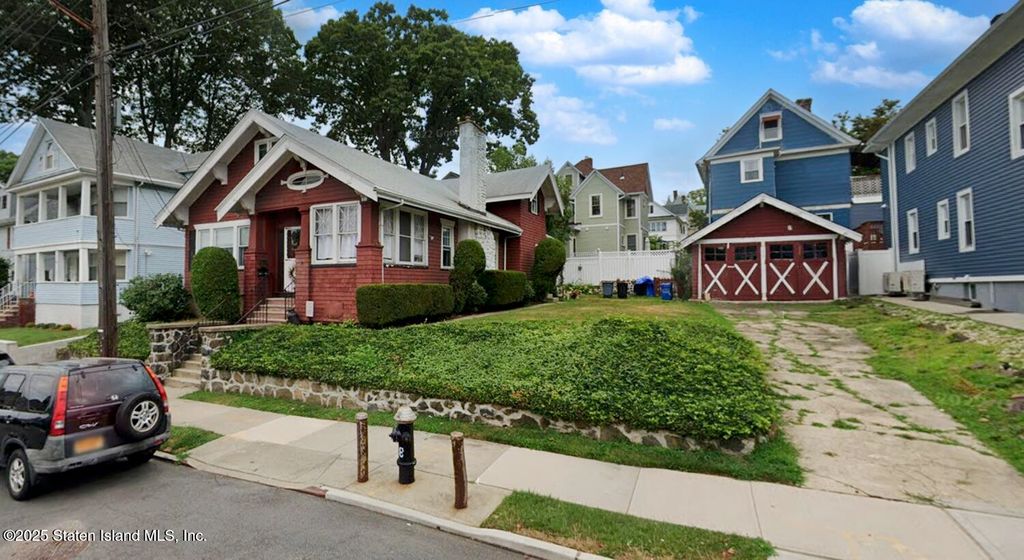 Photo of 153 Clinton B Fisk Avenue, Staten Island, NY 10314 (MLS # 2506424)