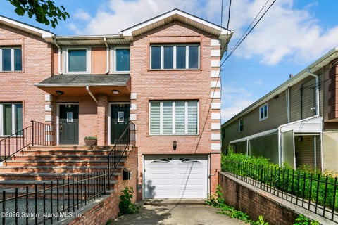 Homes For Sale - 185 Martin Avenue<br/> Staten Island, NY 10314