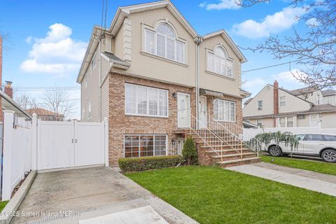Photo of 48 Oceanic Avenue, Staten Island, NY 10312 (MLS # 2500591)