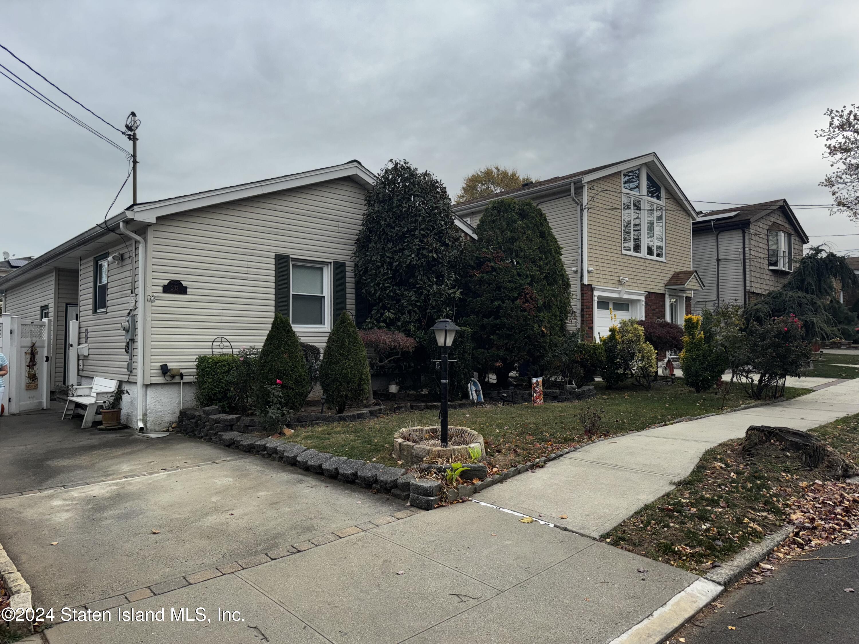 203 Cortelyou Avenue, Staten Island, New York image 10