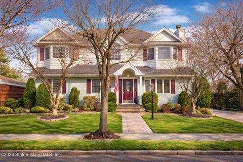 Homes For Sale - 157 Barclay Avenue<br/> Staten Island, NY 10312