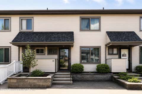 Townhouse For Sale - 38 Charleston Avenue<br/> Staten Island, NY 10309