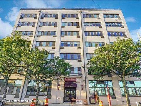 Photo of 10 Bay Street Landing #2l, Staten Island, NY 10301 (MLS # 2602836)