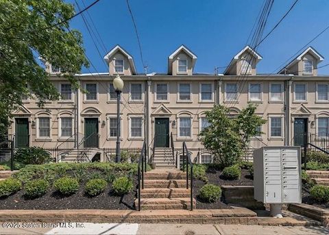 Photo of 645 Tompkins Avenue #2, Staten Island, NY 10305 (MLS # 2506056)