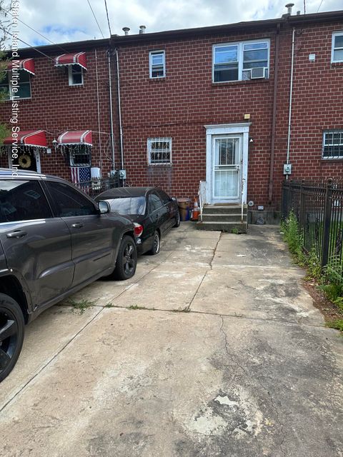 Photo of 892 Blake Avenue, Brooklyn, NY 11207 (MLS # 1165515)