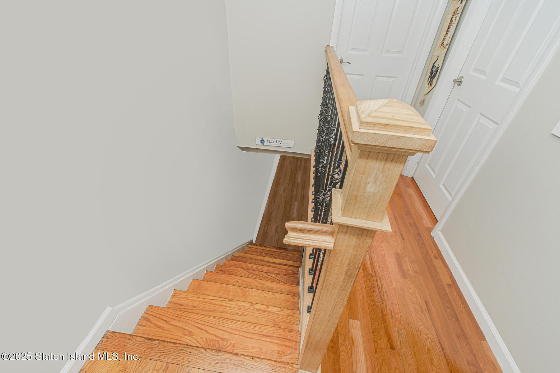52 Pleasant Plains Avenue, Staten Island, New York image 9