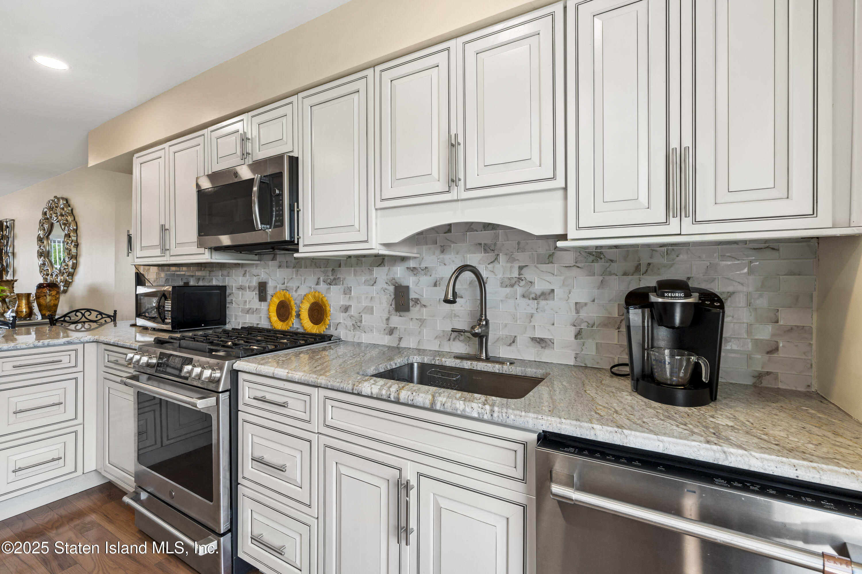 3 Delmar Avenue #E, Staten Island, New York image 6