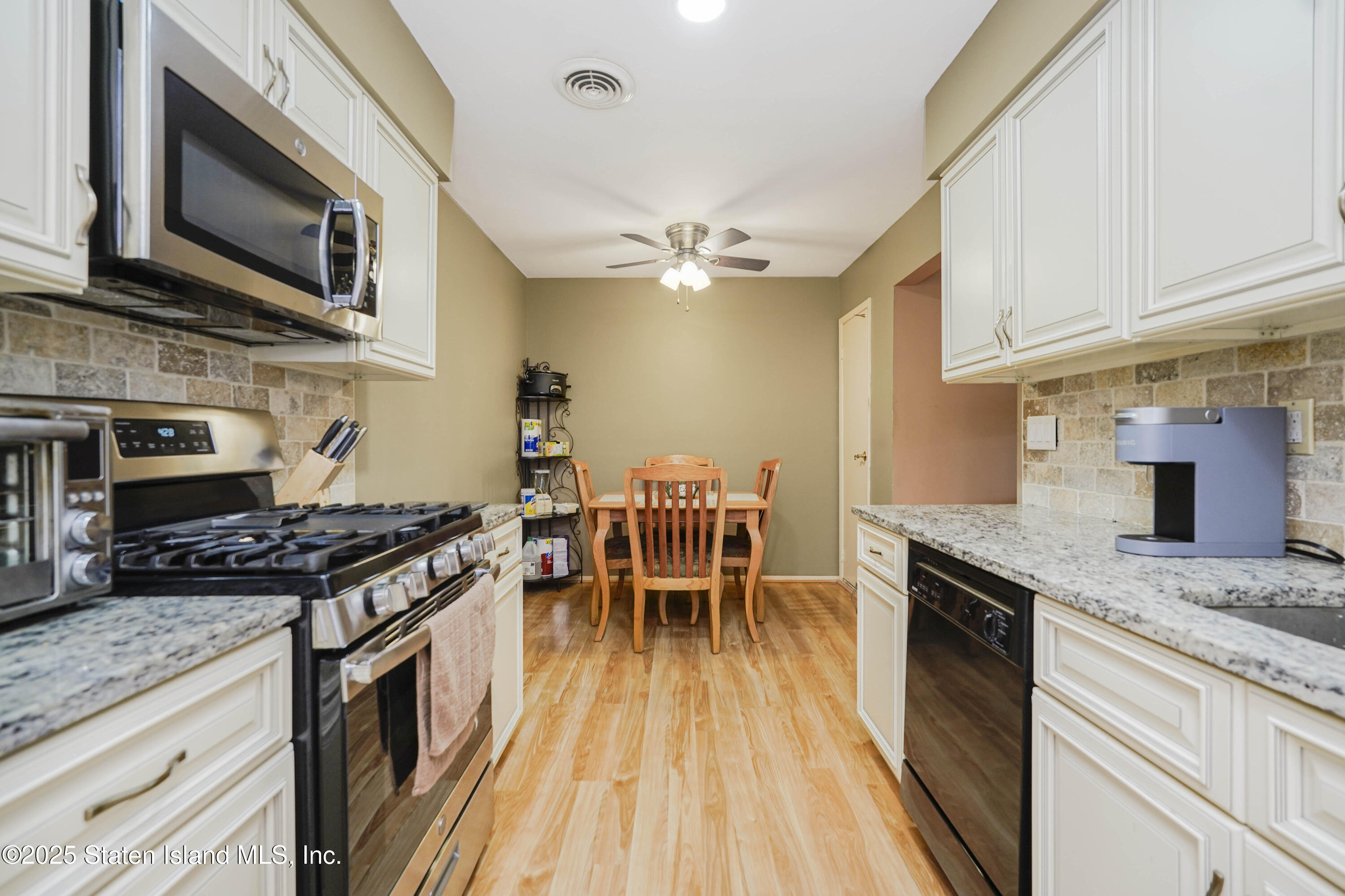 33 Lombard Court #A, Staten Island, New York image 11