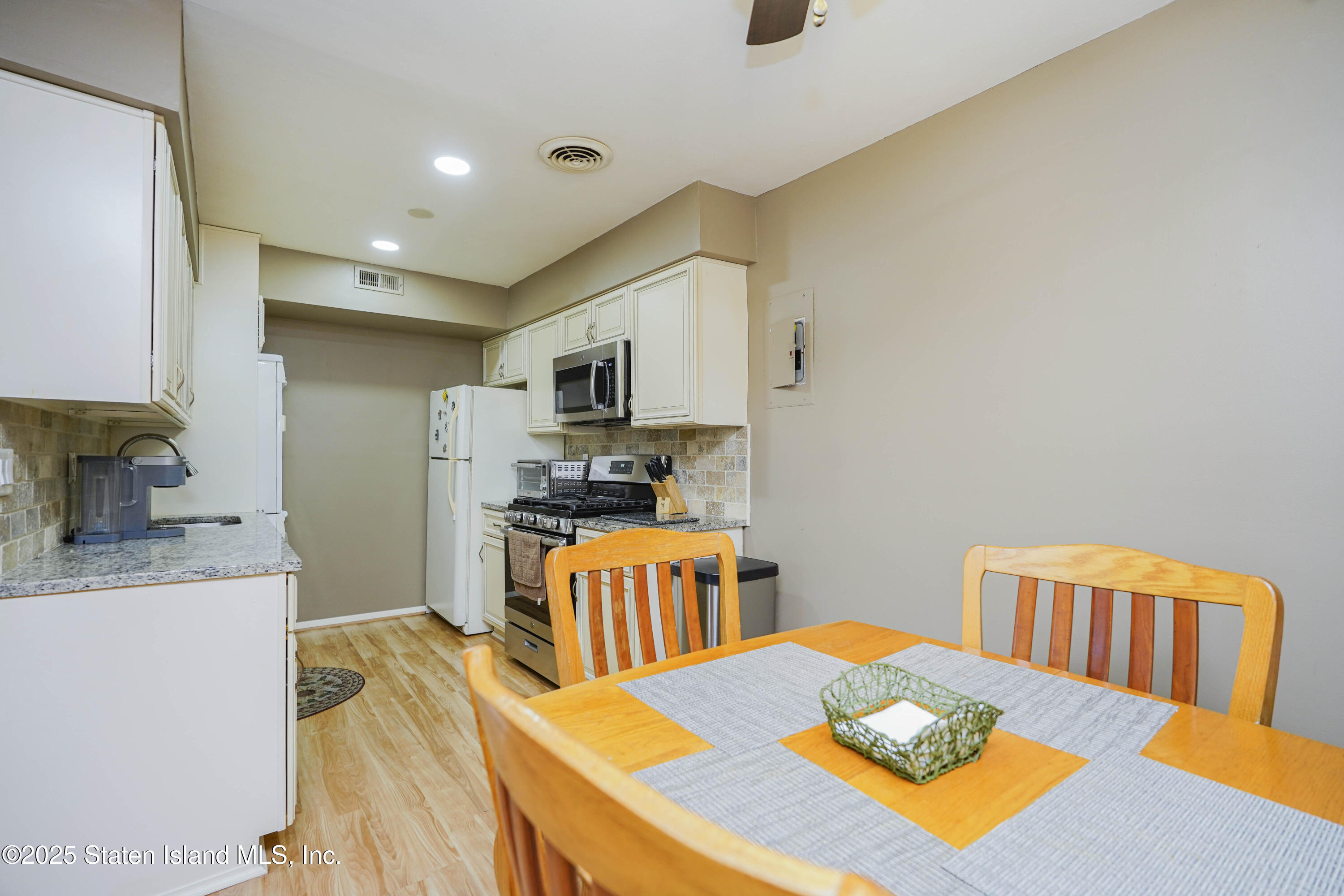 33 Lombard Court #A, Staten Island, New York image 9