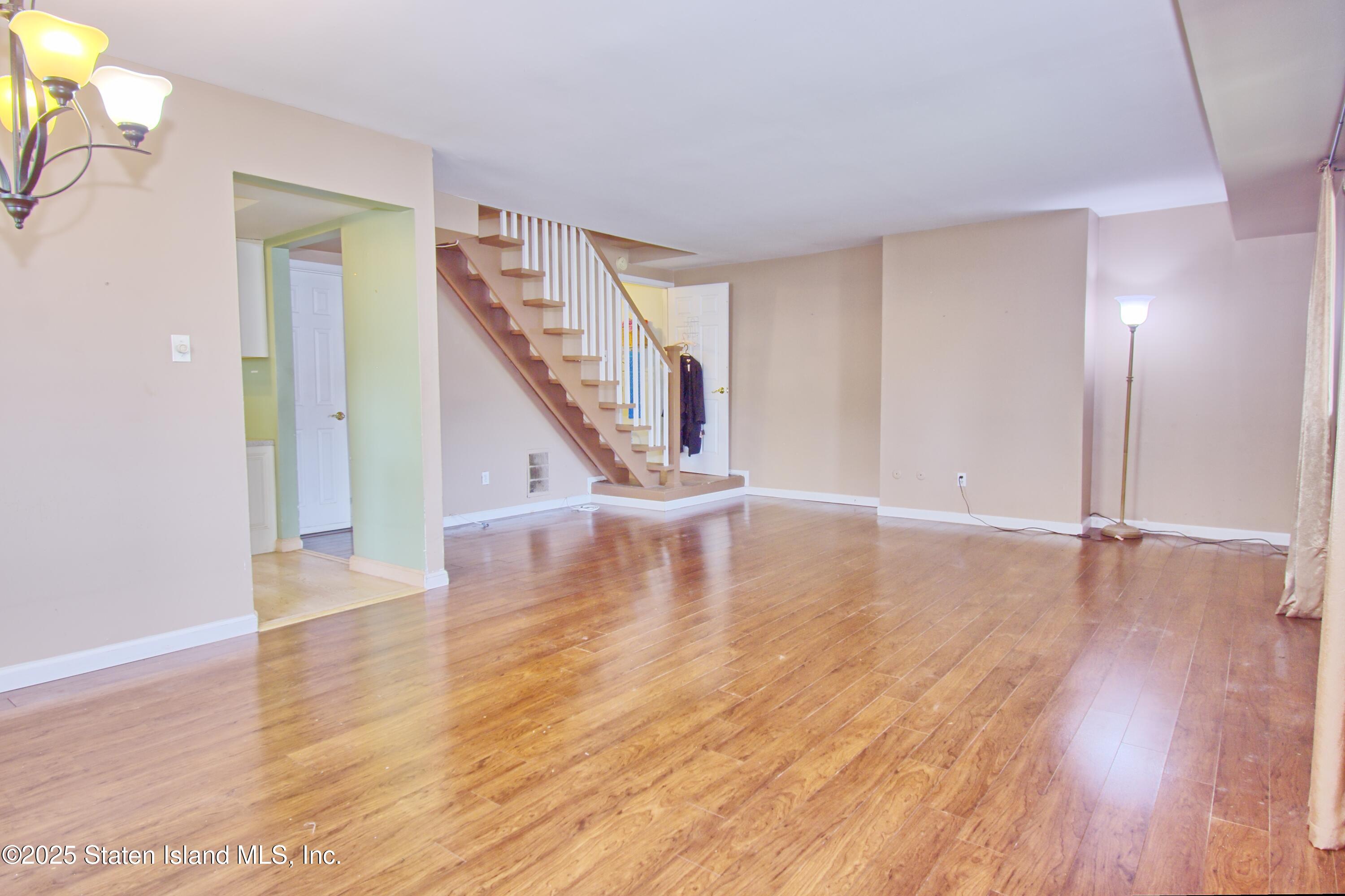 6 Jules Drive, Staten Island, New York image 7