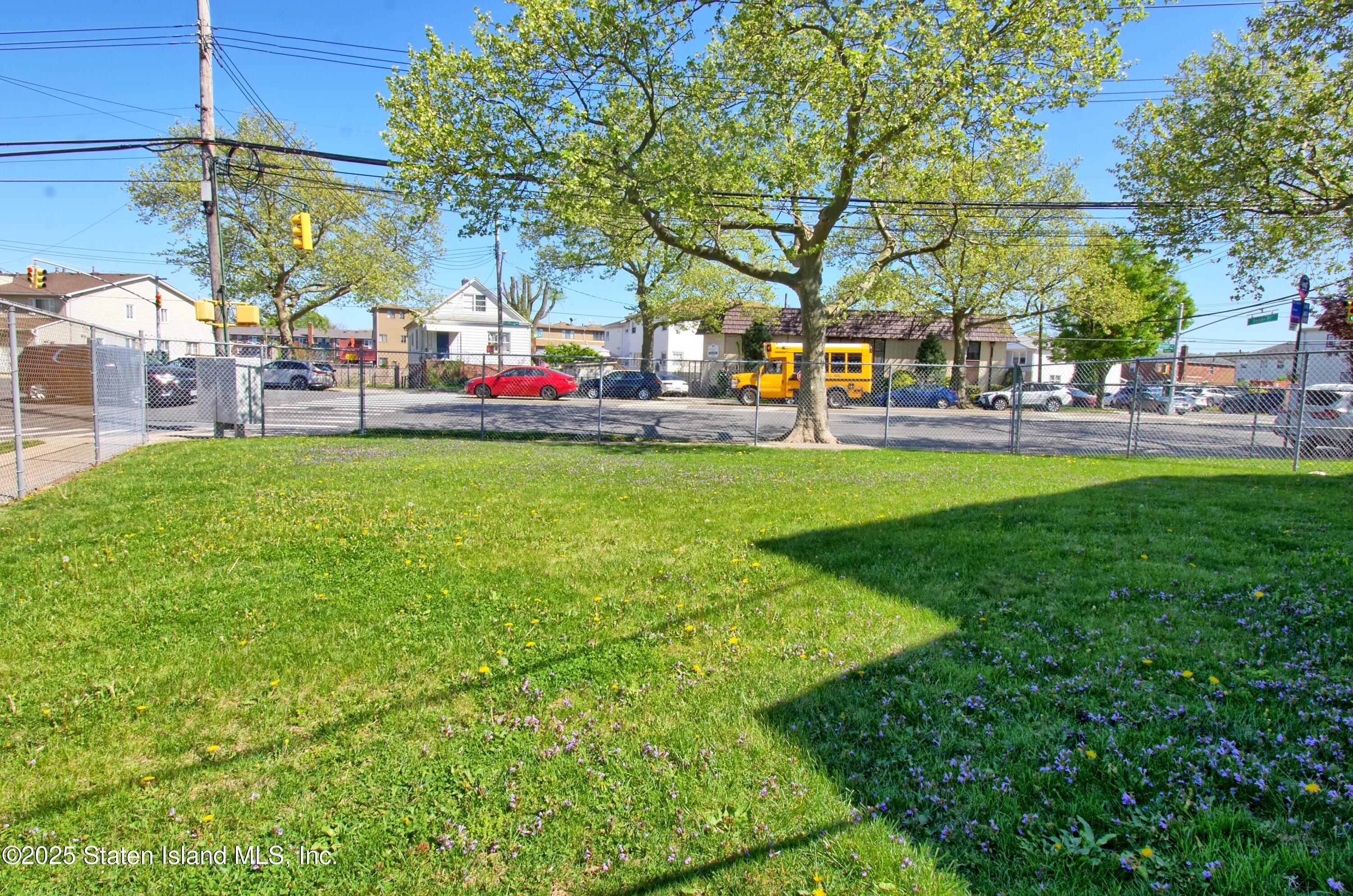 6 Jules Drive, Staten Island, New York image 24