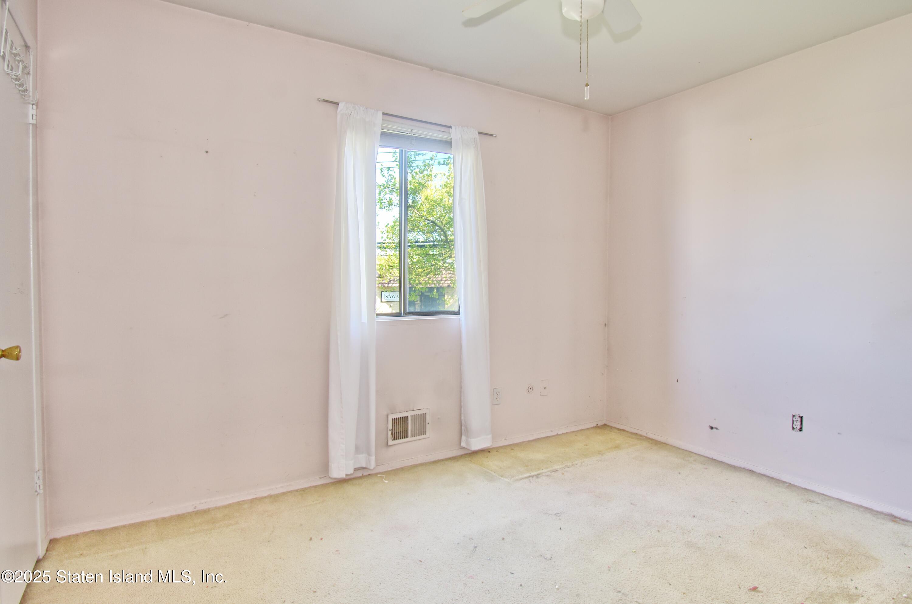 6 Jules Drive, Staten Island, New York image 17