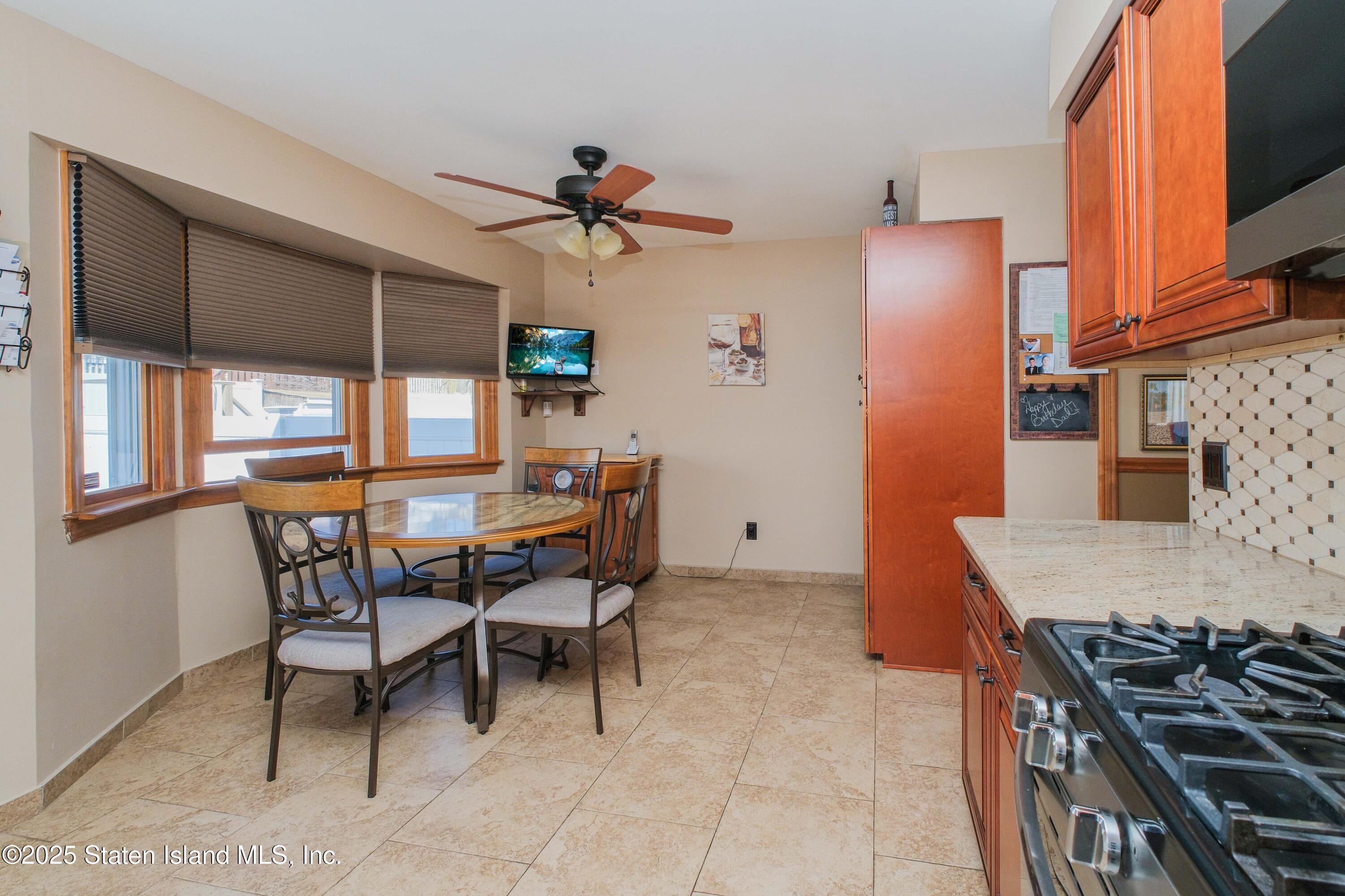 73 Ilyse Court, Staten Island, New York image 20