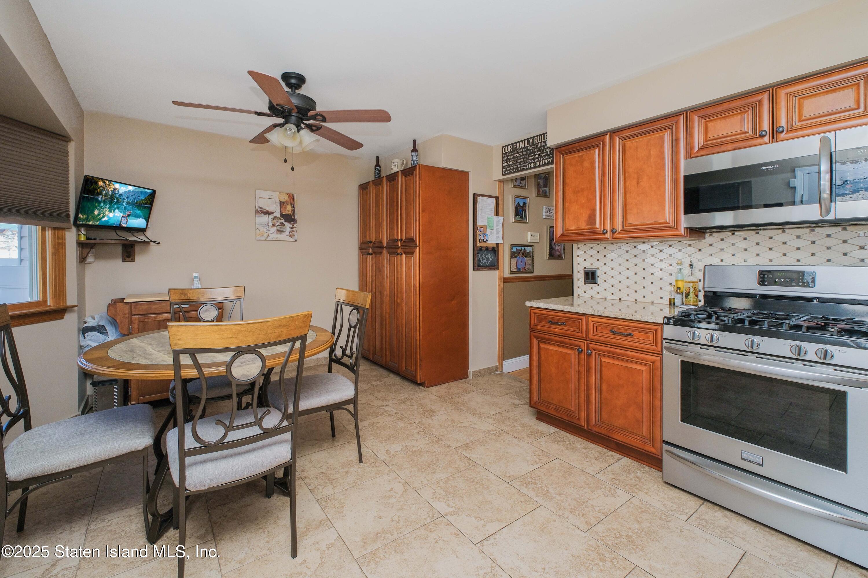 73 Ilyse Court, Staten Island, New York image 19