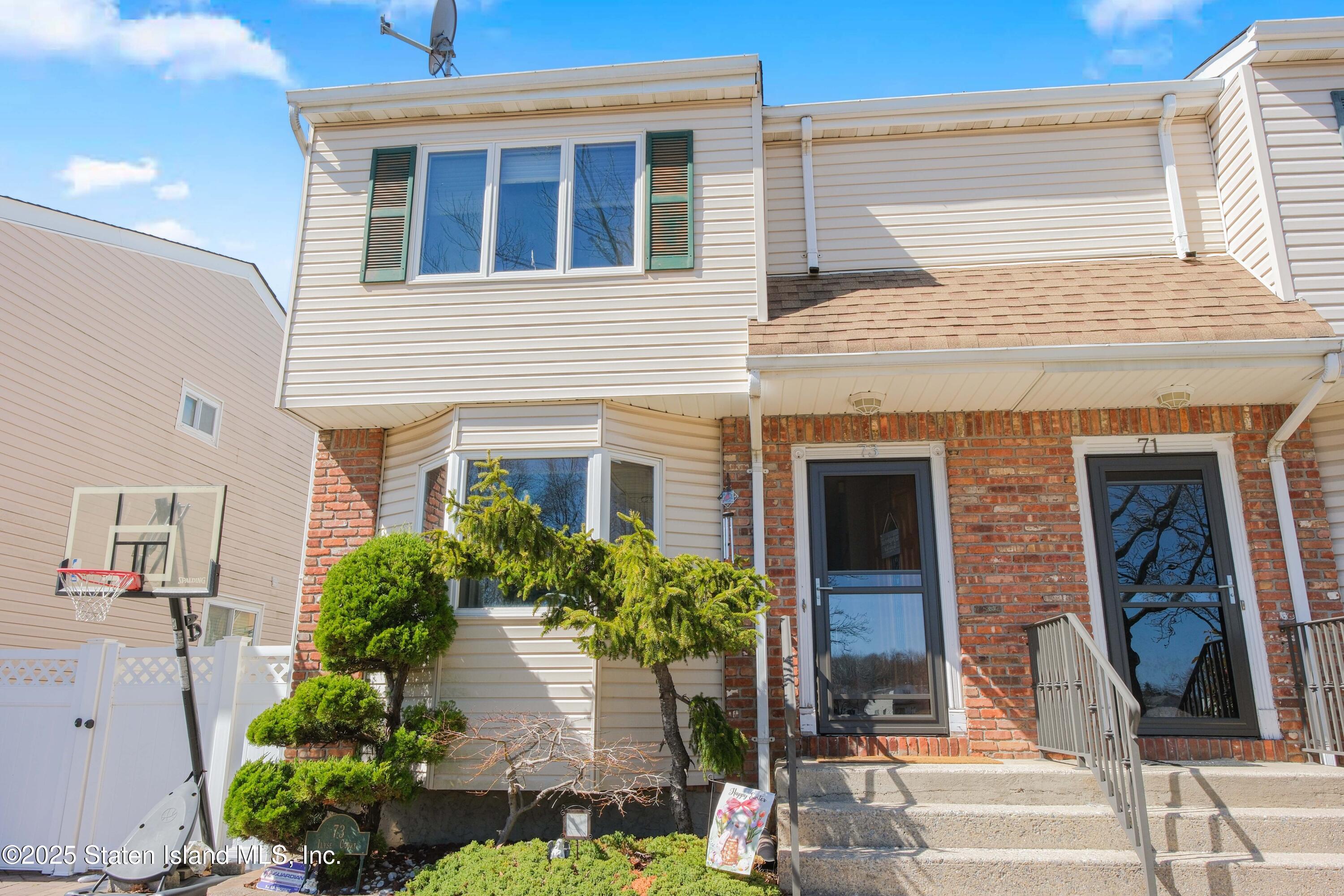 73 Ilyse Court, Staten Island, New York image 5