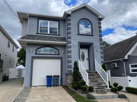 Photo of 163 Burke Avenue #1f, Staten Island, NY 10314 (MLS # 1159531)