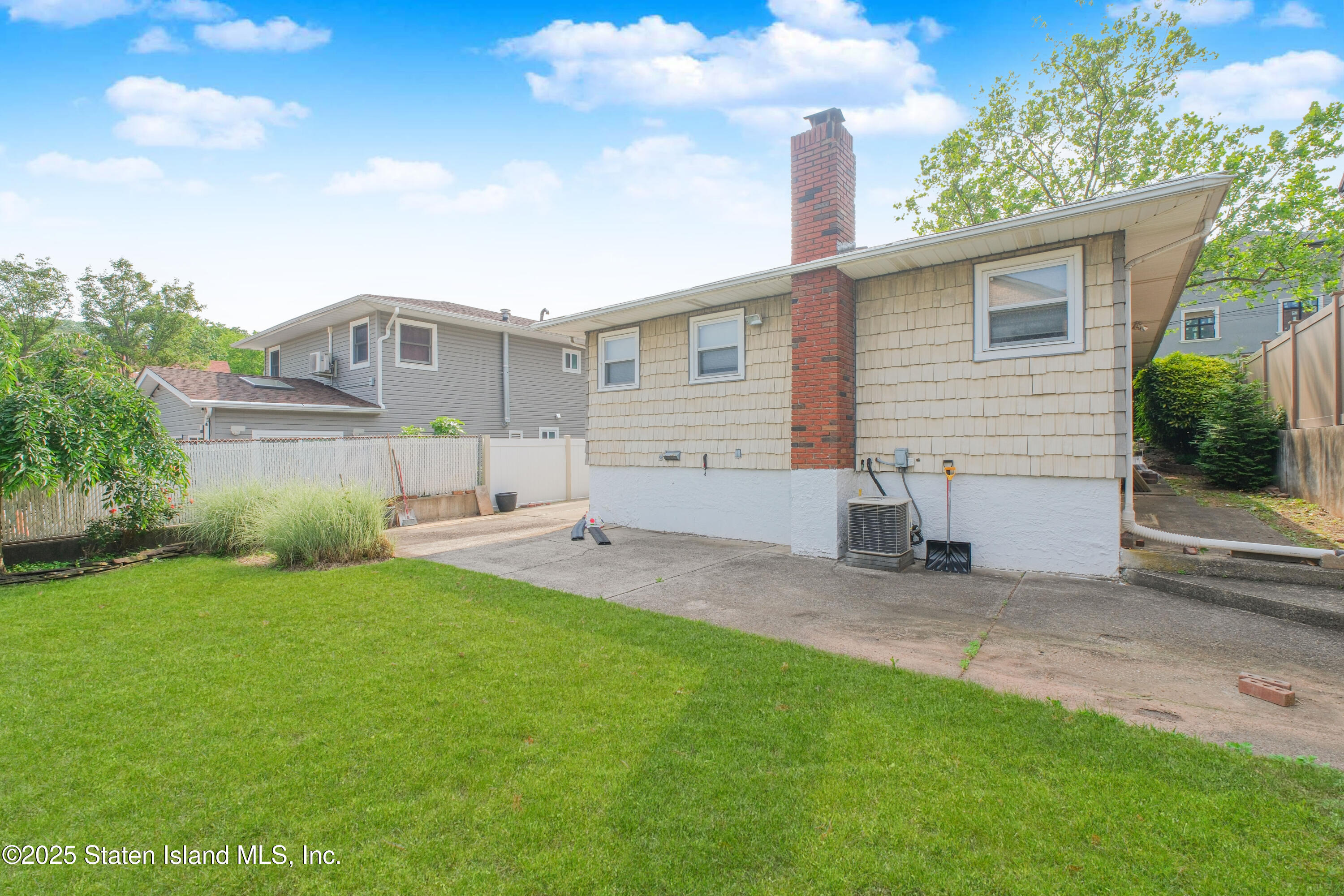 33 Hunter Street, Staten Island, New York image 14