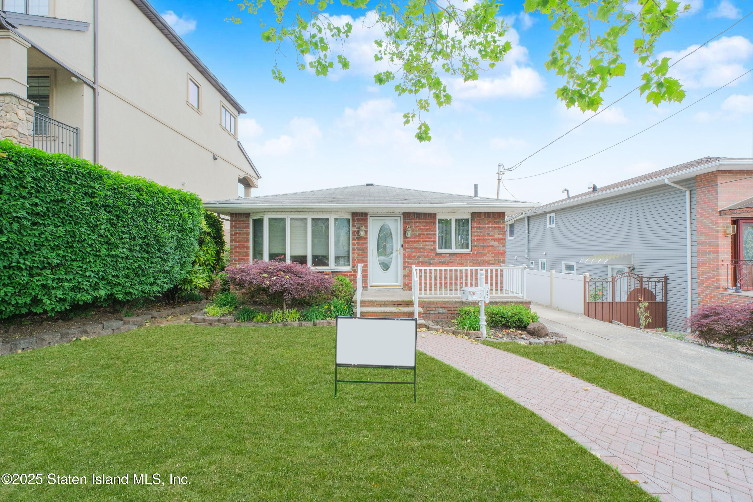 33 Hunter Street, Staten Island, New York image 3