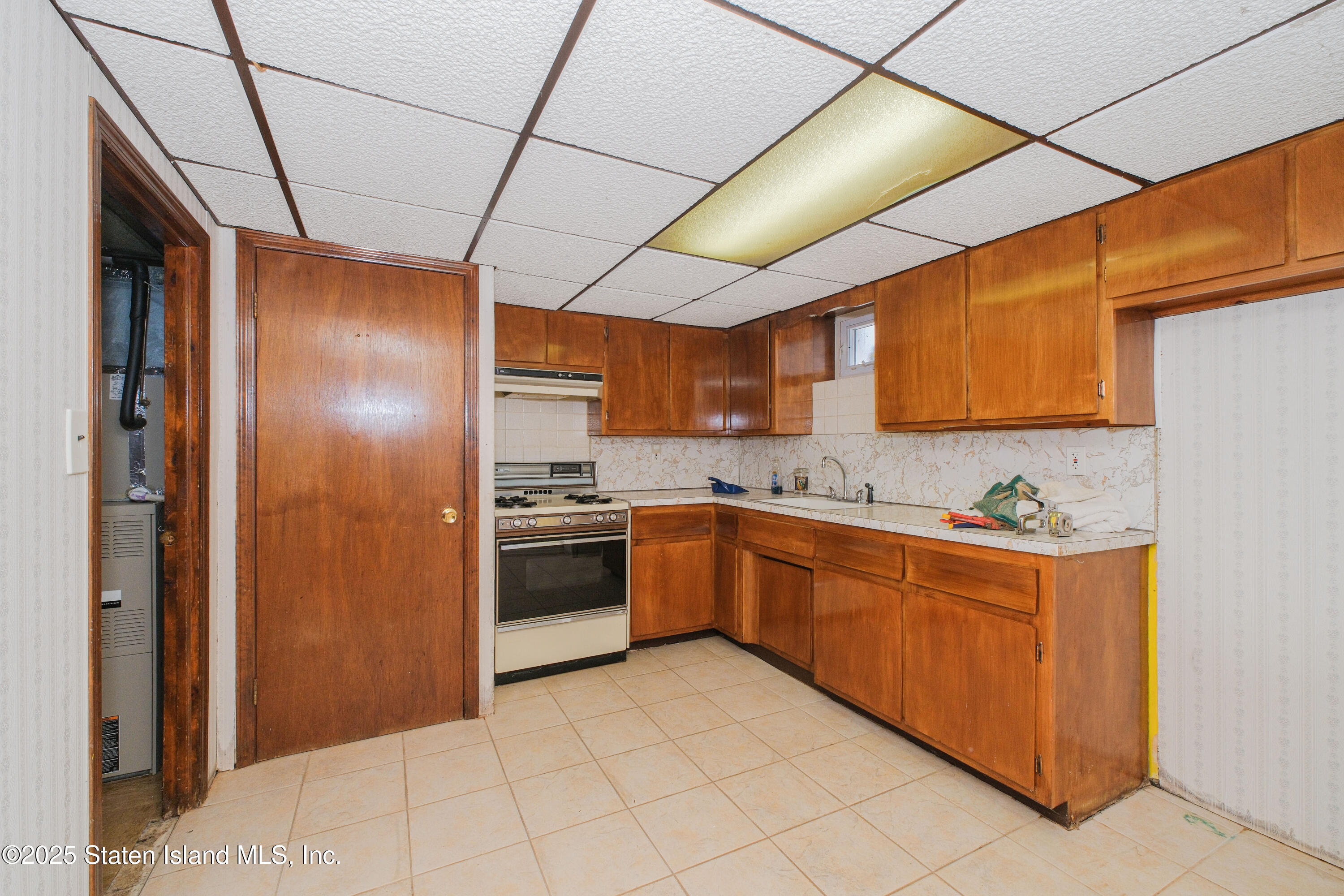 33 Hunter Street, Staten Island, New York image 34