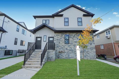 Photo of 415 Edgegrove Avenue, Staten Island, NY 10312 (MLS # 2404544)