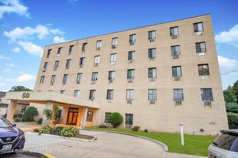 Photo of 50 Belair Road #5g, Staten Island, NY 10305 (MLS # 2405091)